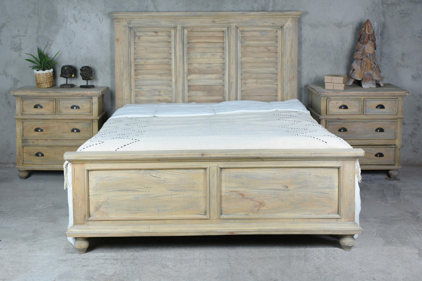 Queen Charleston Bed 052