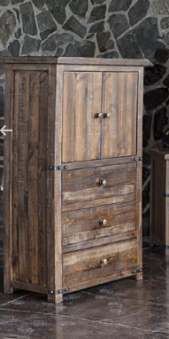 Tulum Chest